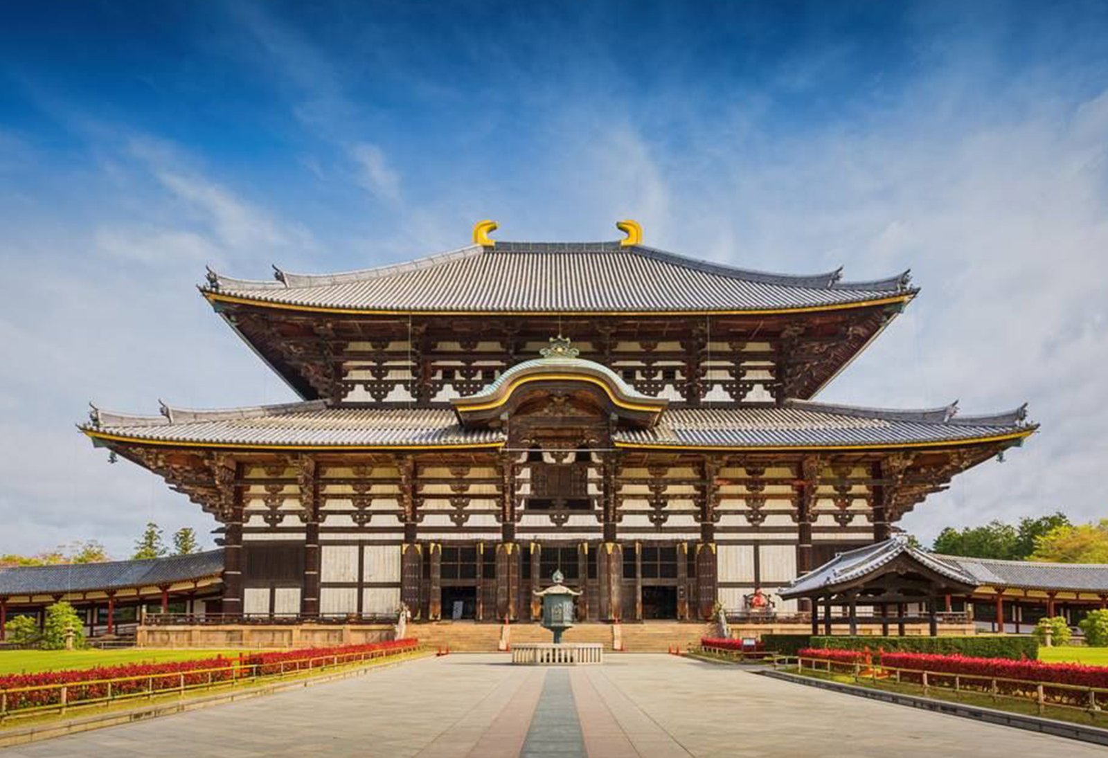 Osaka Castle and Nara Park – Todai-ji Temple